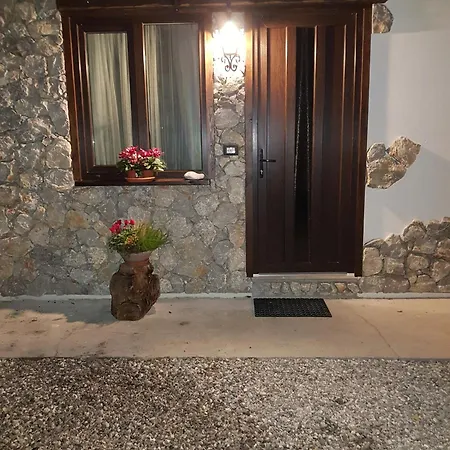 Panzió Mon